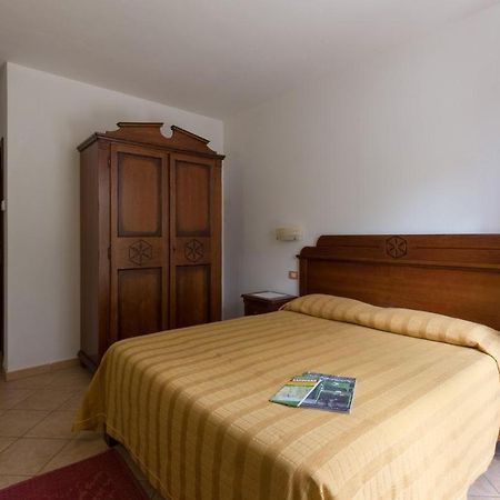 Hotel Ispinigoli ดอร์กาลี ภายนอก รูปภาพ